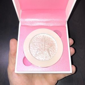 😍SALE!!! NWT Gag Me Extreme Frost Highlighter by Jeffree Star! 😍